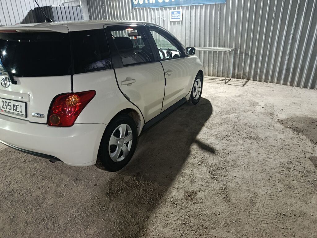 Toyota Ist