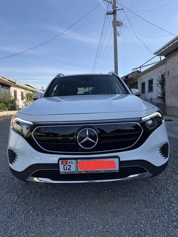 Mercedes-Benz EQB I 2022