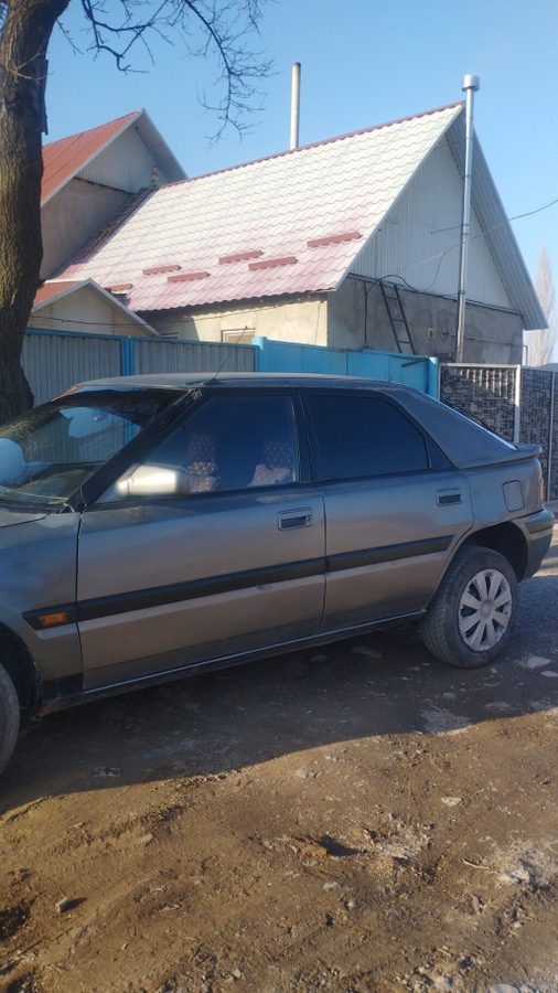 Mazda 323