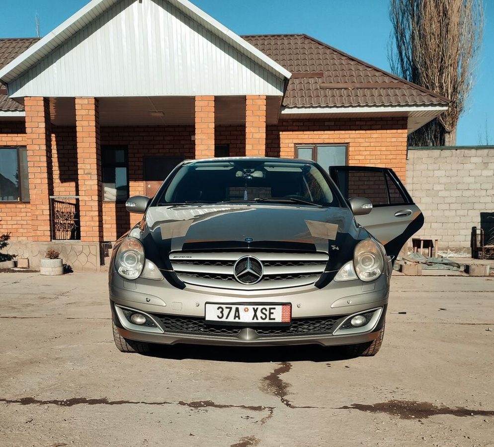 Mercedes-Benz R-Class