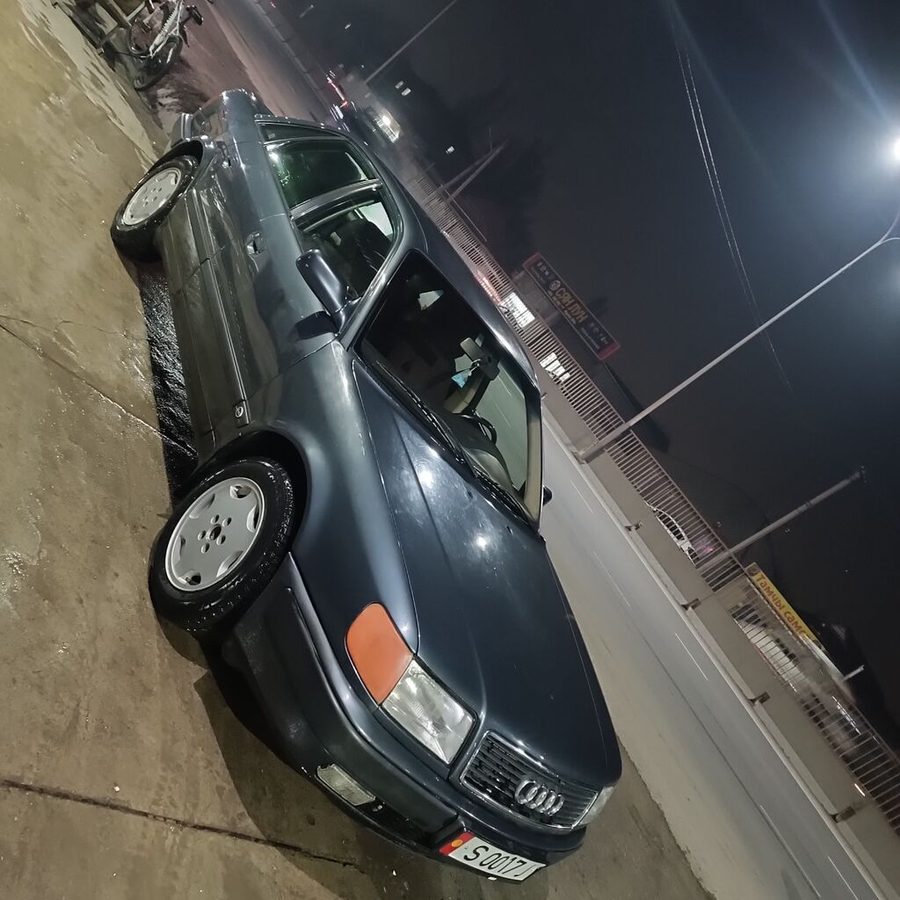 Audi 