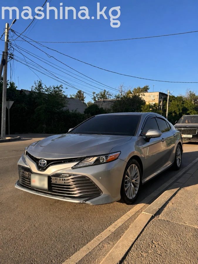 Toyota Camry VIII (XV70) 2018