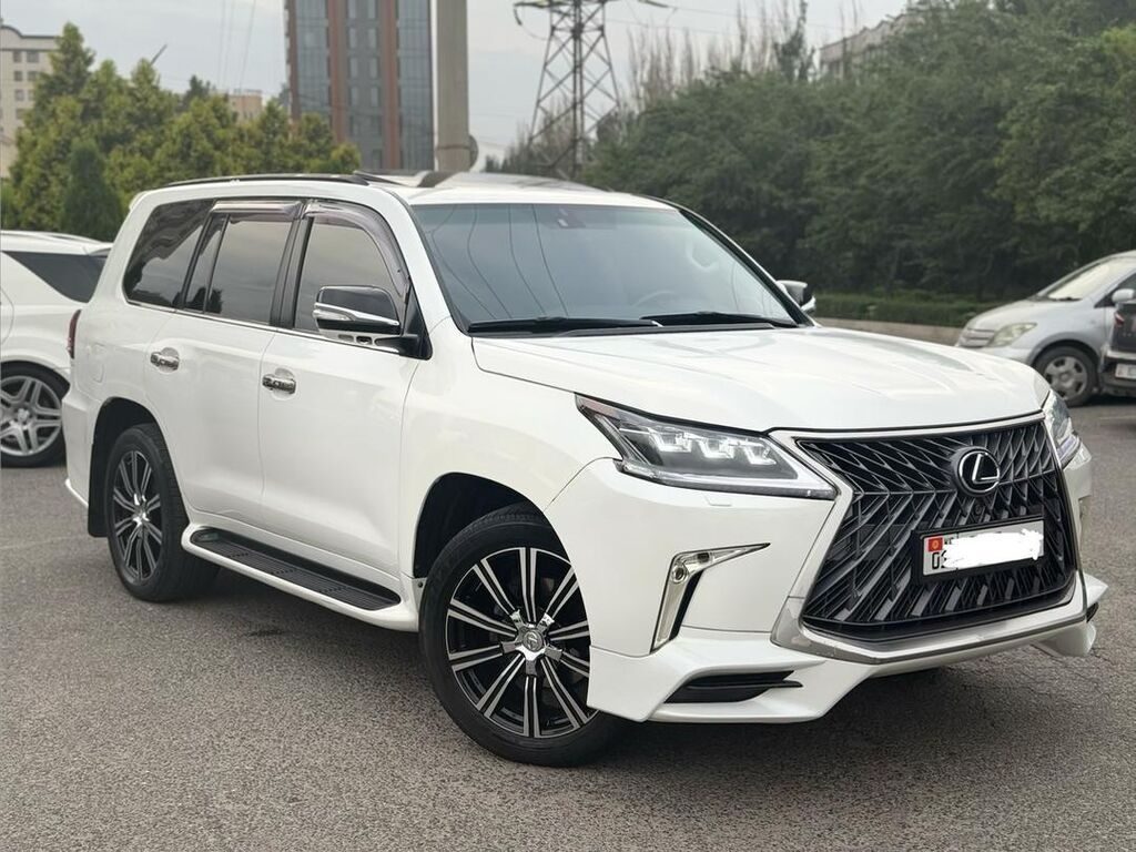 Lexus LX