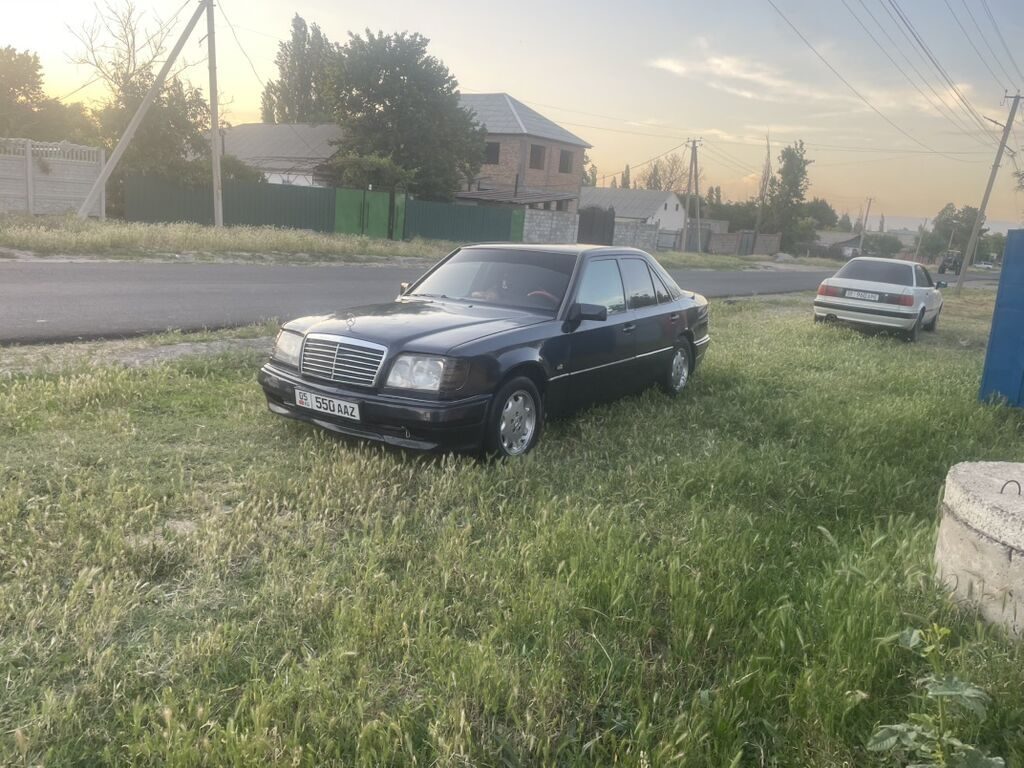 Mercedes-Benz W124