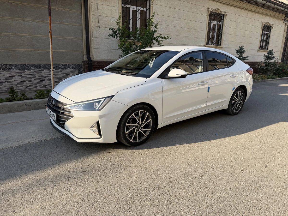 Hyundai Avante VI Рестайлинг 1.6 CVT