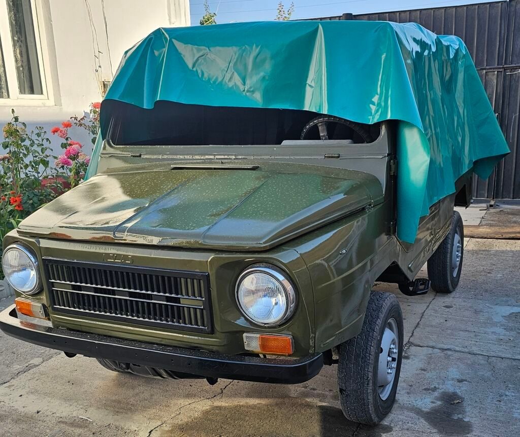 ЛуАЗ 696