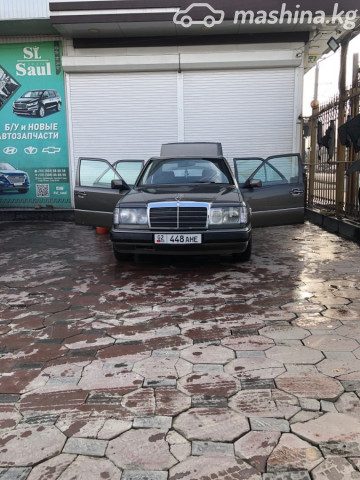 Mercedes-Benz W124