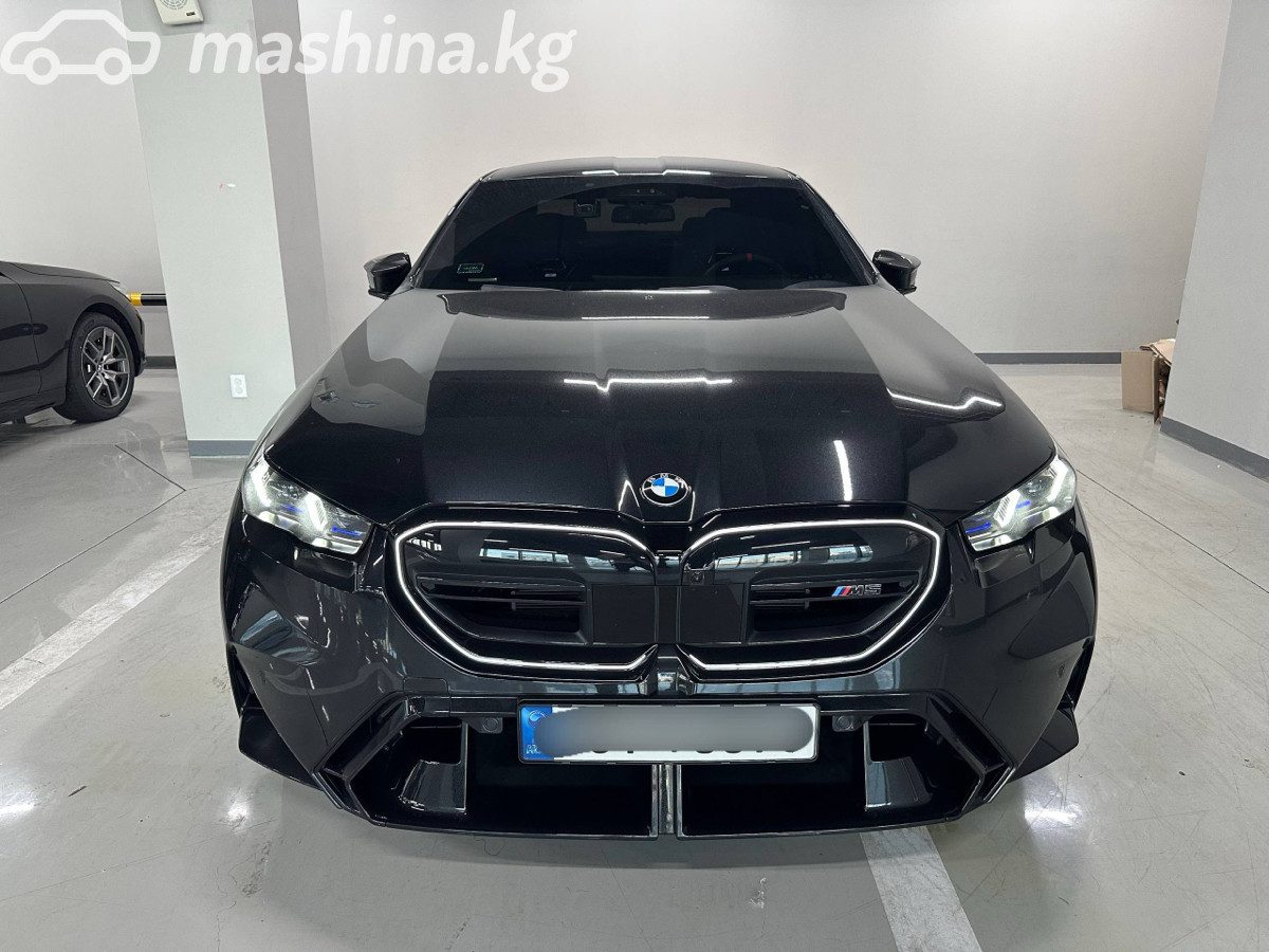 BMW M5 VII (G90)