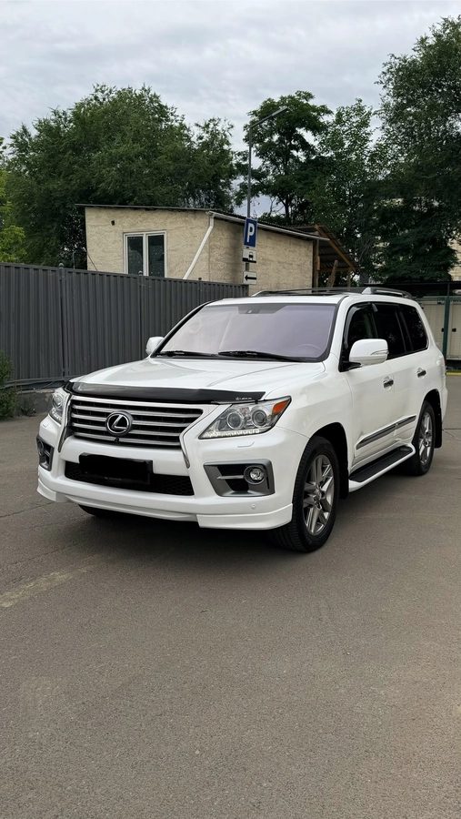 Lexus LX III Рестайлинг 2013