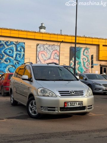 Toyota Avensis Verso