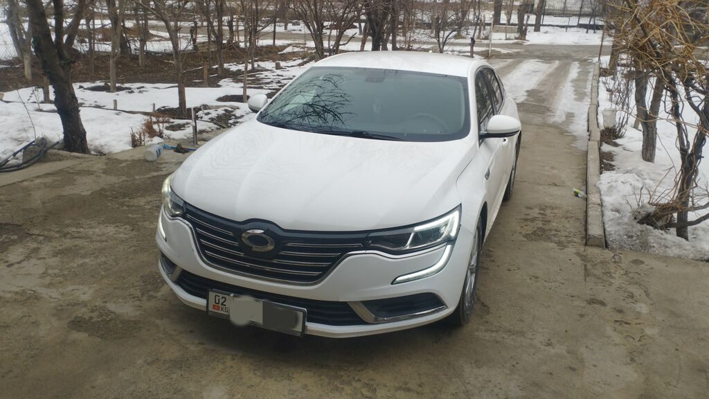 Renault SM6