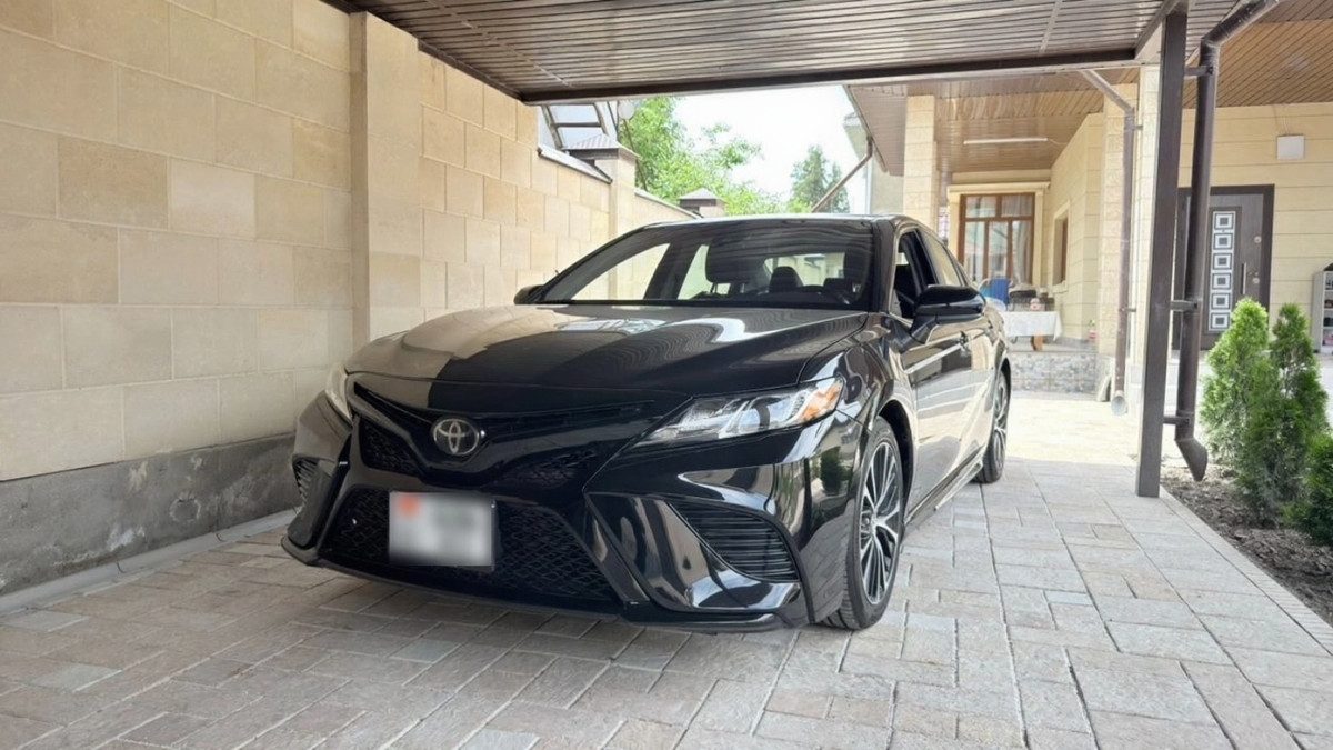 Продажа Toyota Camry VIII (XV70) 2019