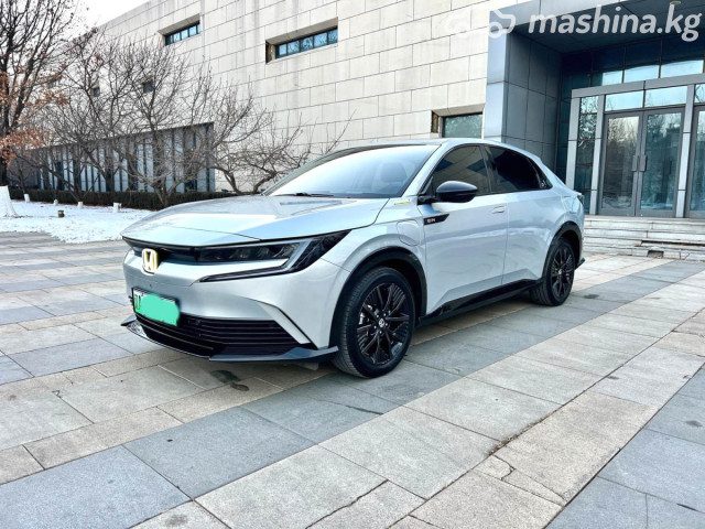 Honda e:NP2