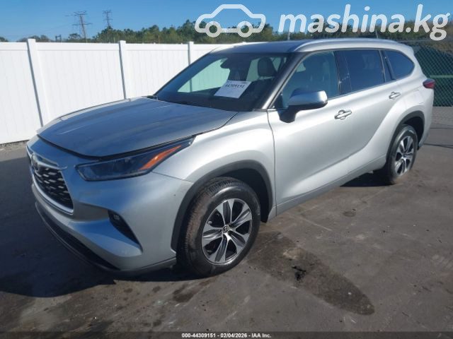 Toyota Highlander IV (U70)