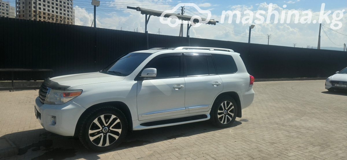 Toyota Land Cruiser 200 Series Рестайлинг 1