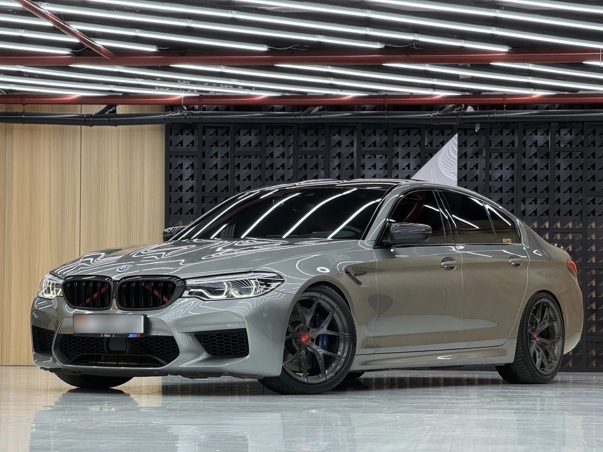 BMW M5 VI (F90) 2018
