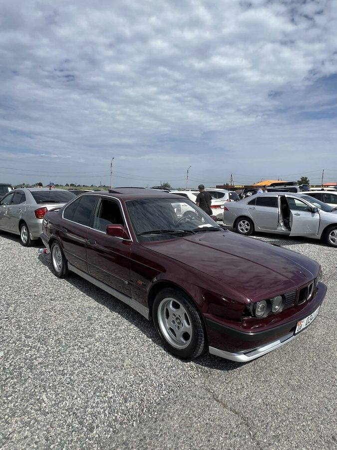 BMW 525