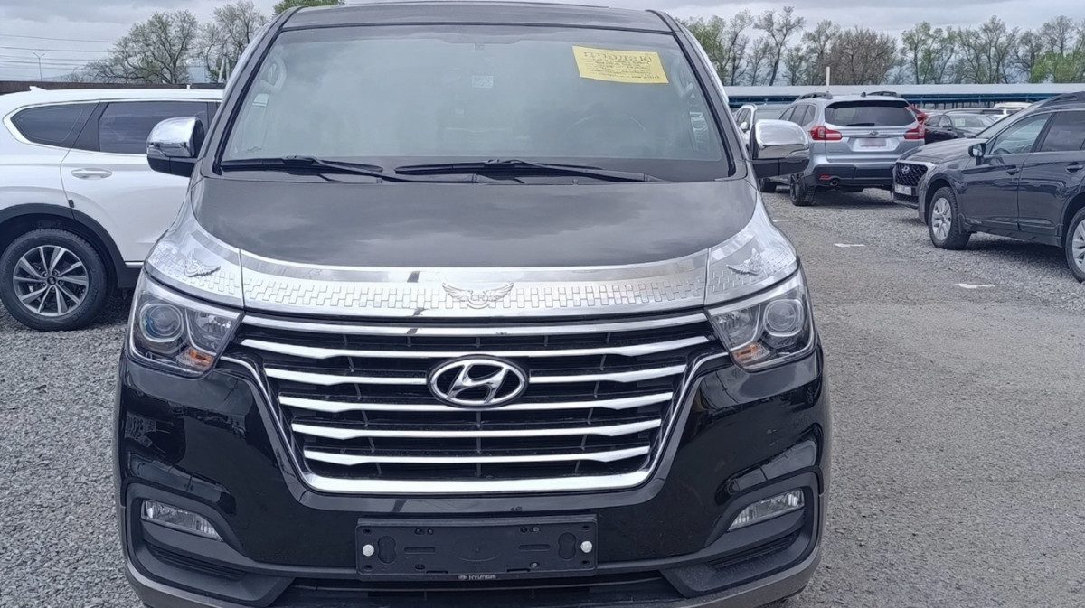 Hyundai Starex (H-1) Hyundai Starex (H-1) II Рестайлинг 2 2020