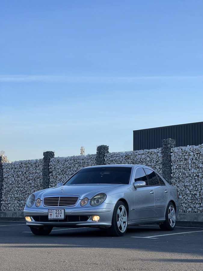 Mercedes-Benz E-Class