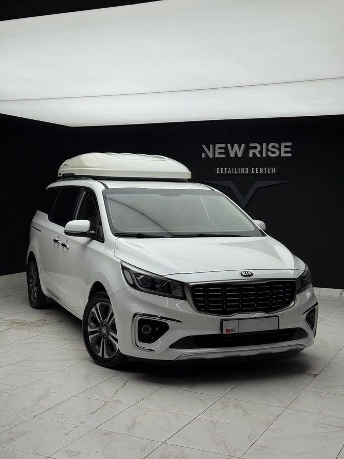 Kia Carnival III 2018