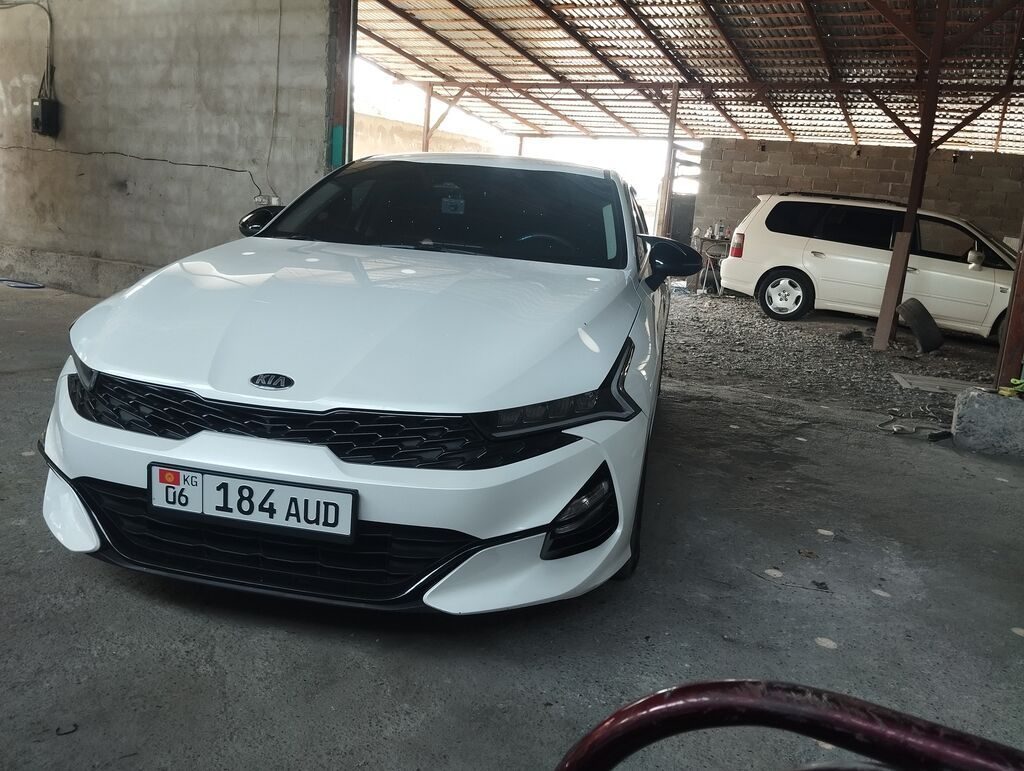 Kia K5