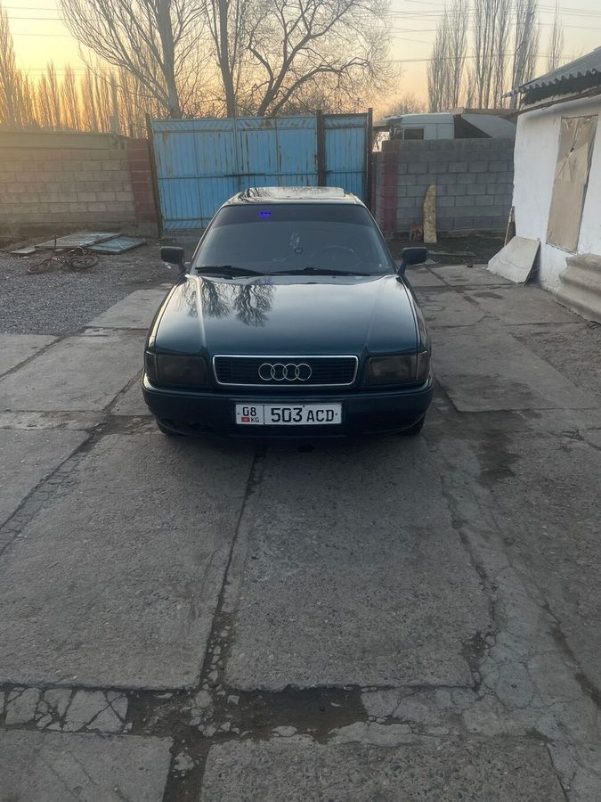 Audi 80