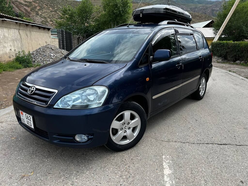 Toyota Avensis Verso