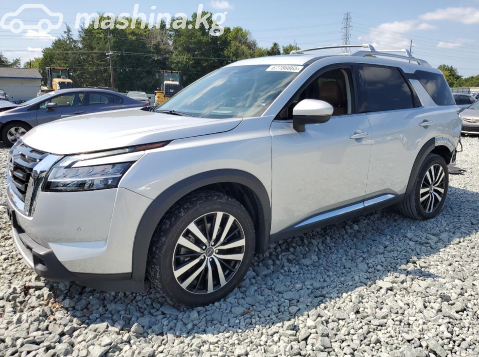 Nissan Pathfinder V