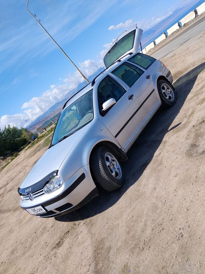 Volkswagen Golf Variant