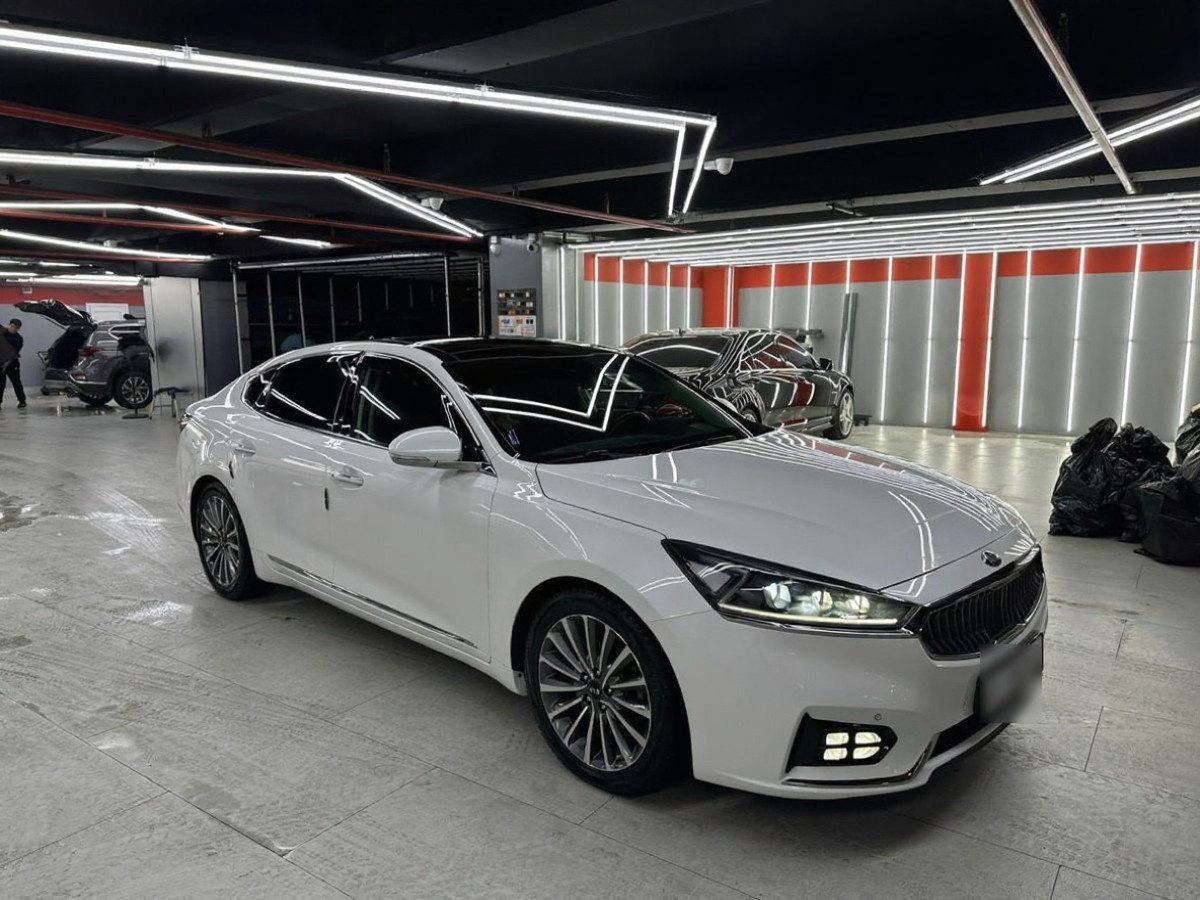 Kia K7 YG (II)