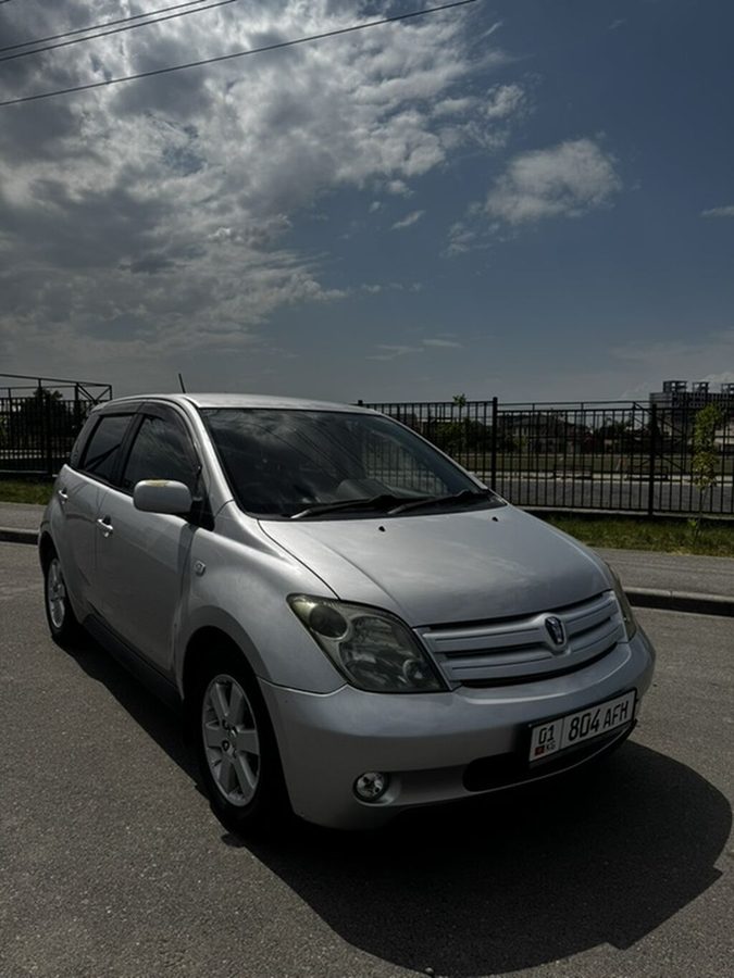 Toyota Ist