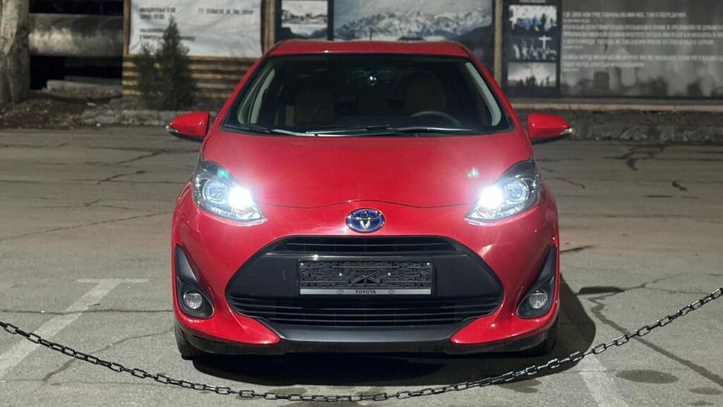 Toyota Prius C