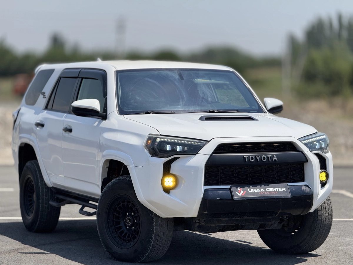 Toyota 4Runner V Рестайлинг 2017