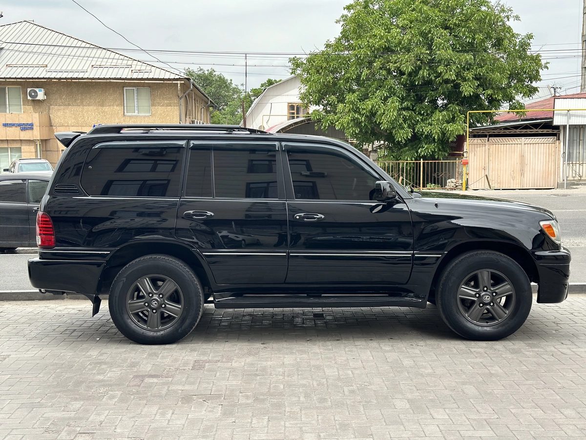 Lexus LX II Рестайлинг 2006