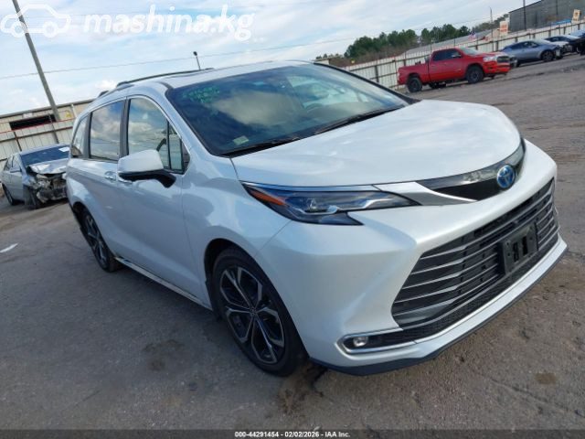 Toyota Sienna IV
