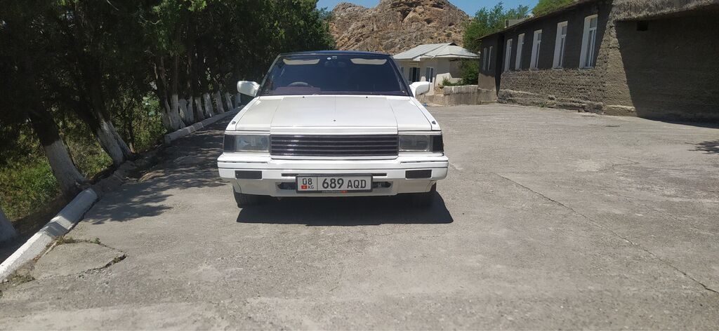 Nissan Laurel