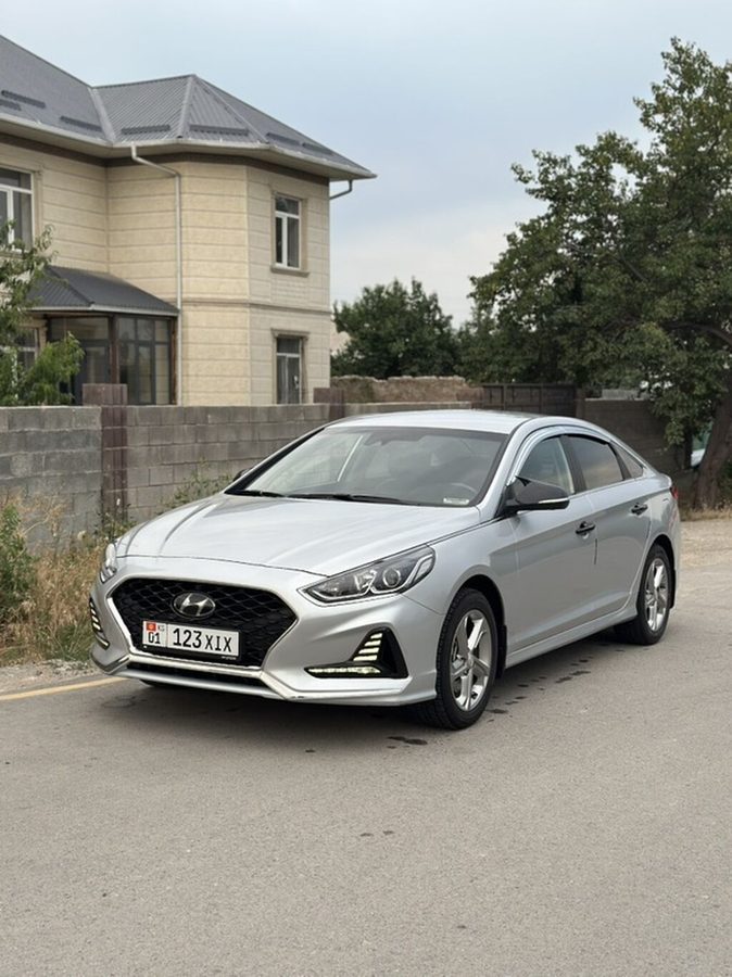 Hyundai Sonata