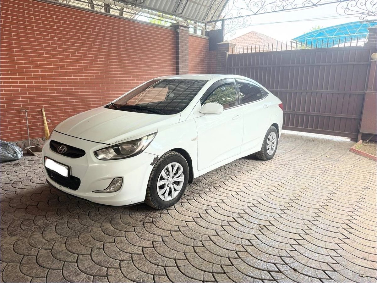 Hyundai Solaris I 2013