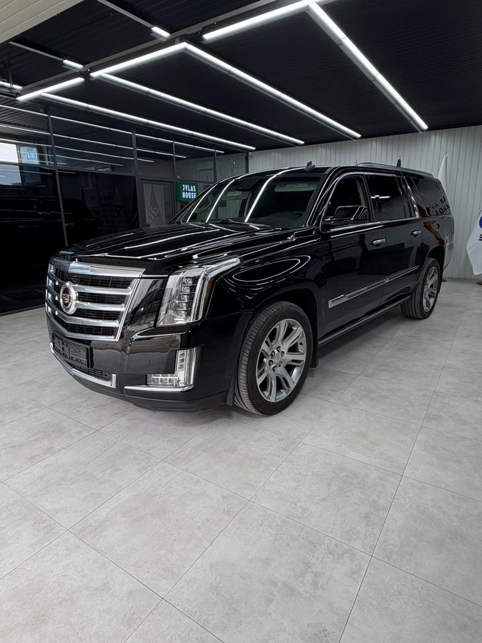 Cadillac Escalade IV 2014