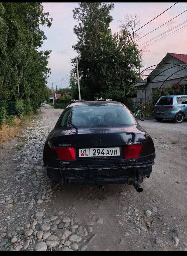 Mitsubishi Carisma
