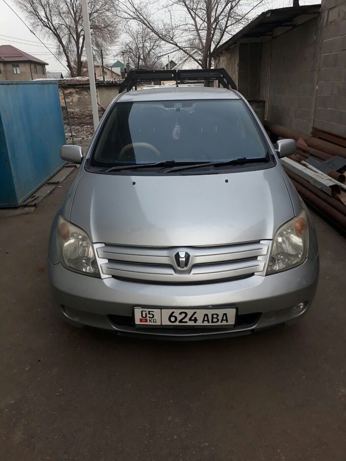 Toyota Ist