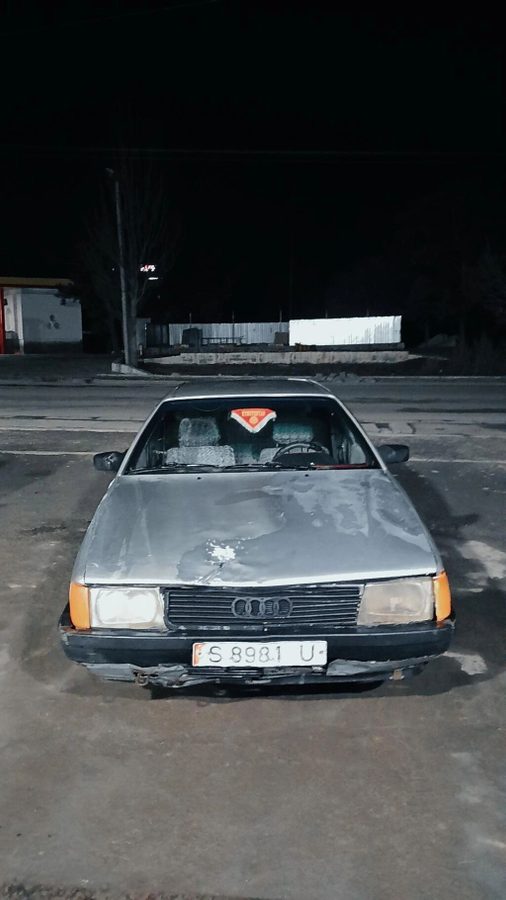 Audi 100
