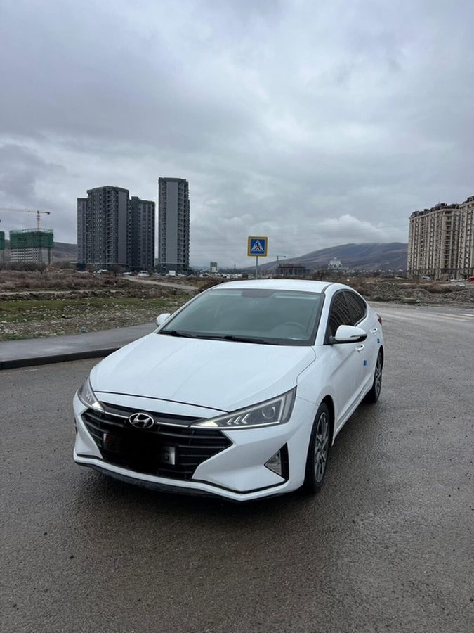 Hyundai Avante