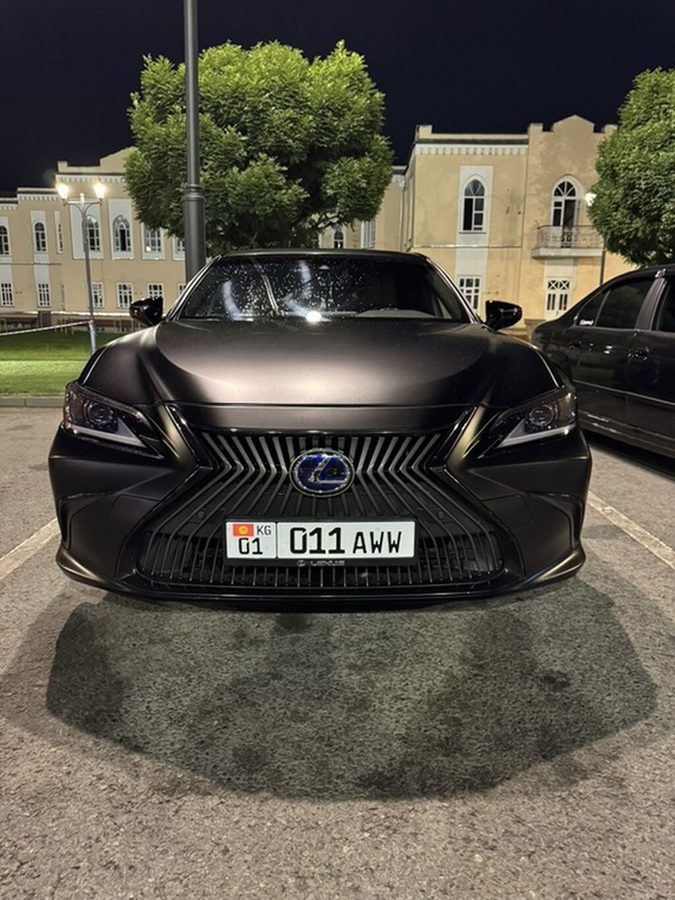 Lexus ES
