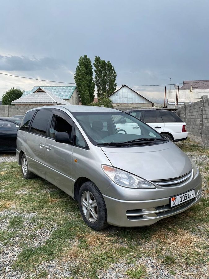 Toyota Estima