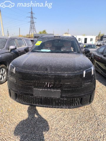 Lynk &amp; Co 900