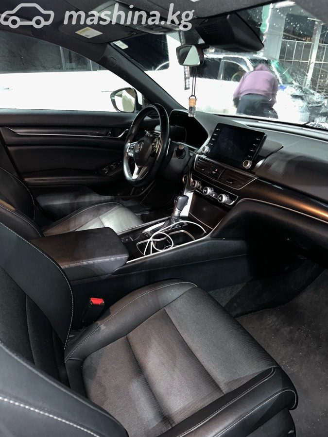 Honda Accord X