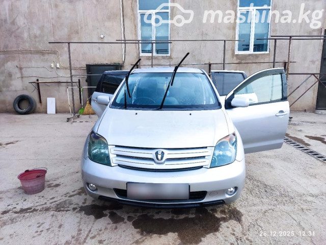 Toyota Ist