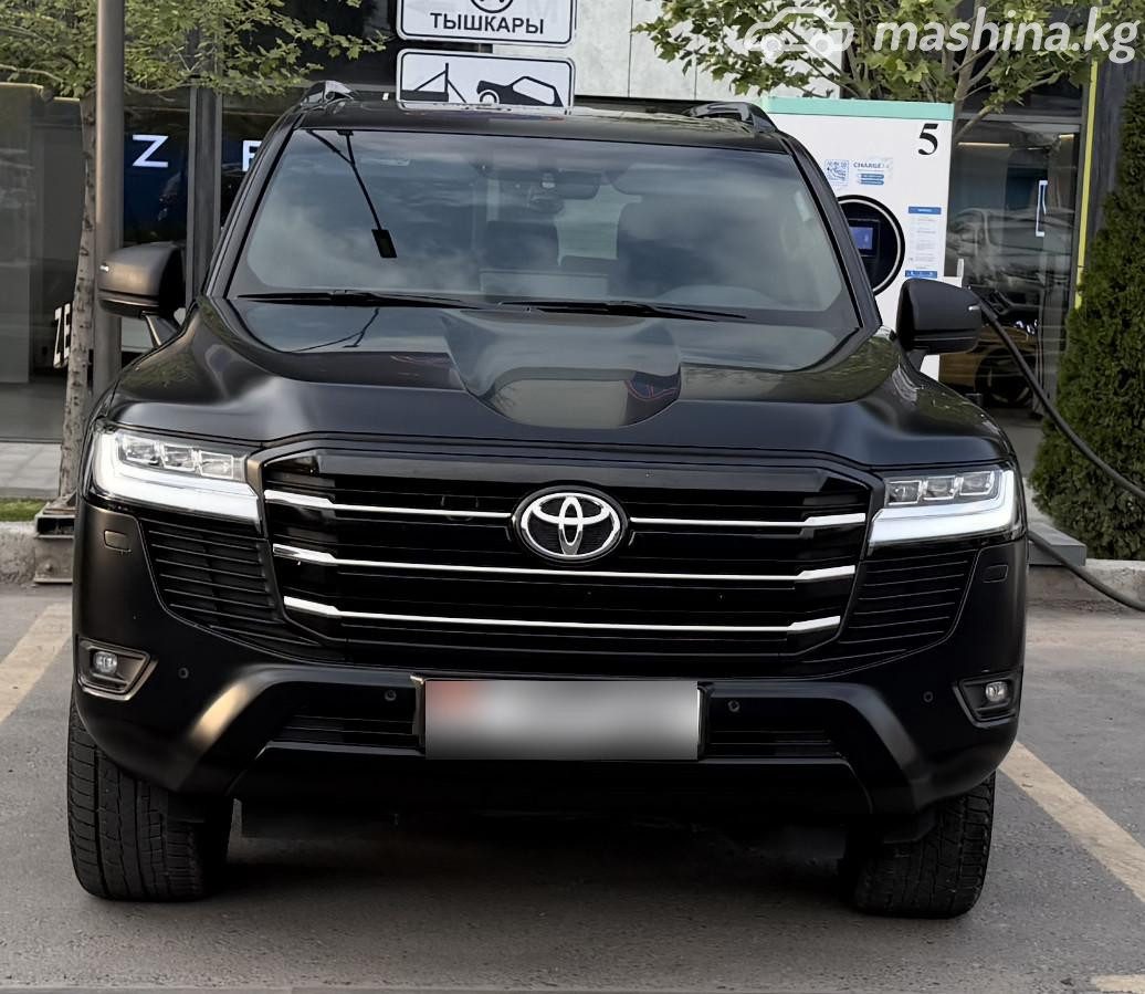 Toyota Land Cruiser 300 Series