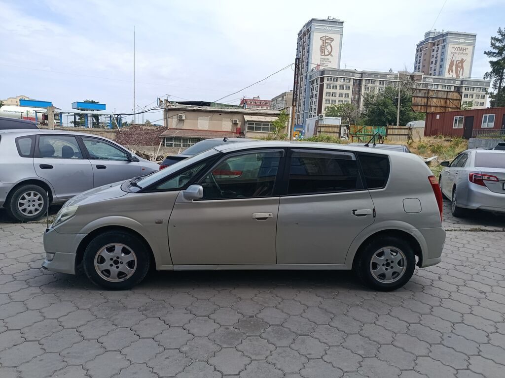 Toyota Raum